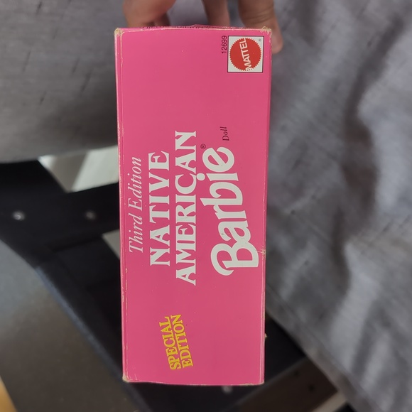 Dolls Of The World Native American Barbie 3rd Edition 1994 - Picture 7 of 7